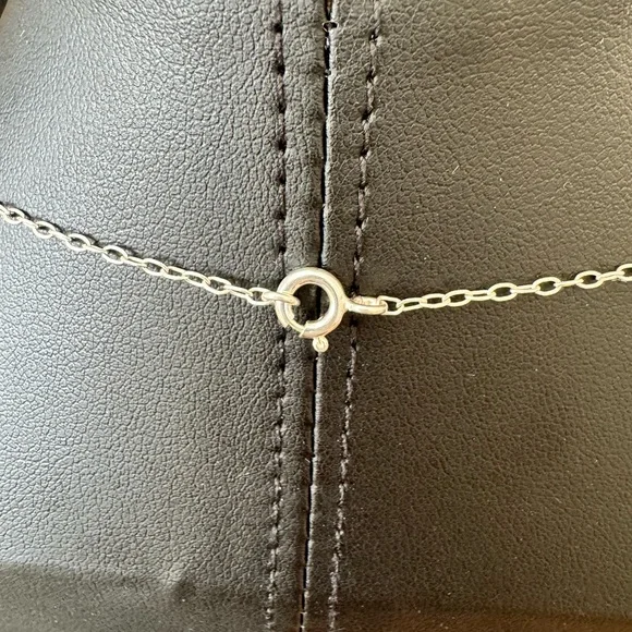 Rose Shell Pendant Necklace - Picture 7 of 7